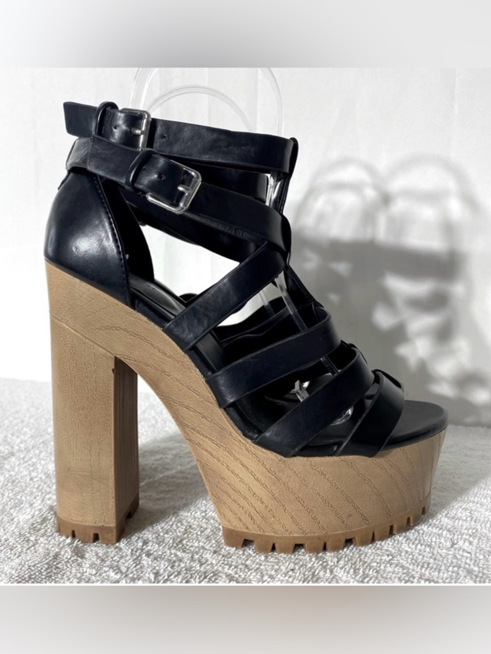 Forever 21 Black Faux Leather Chunky Platform Strappy Sandal Heels 9